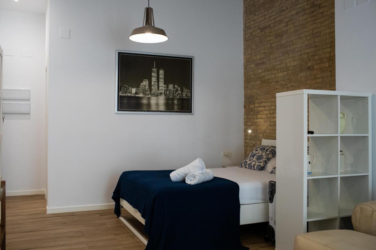 Florit Flats - Cozy Loft By The Central Market Βαλένθια Εξωτερικό φωτογραφία