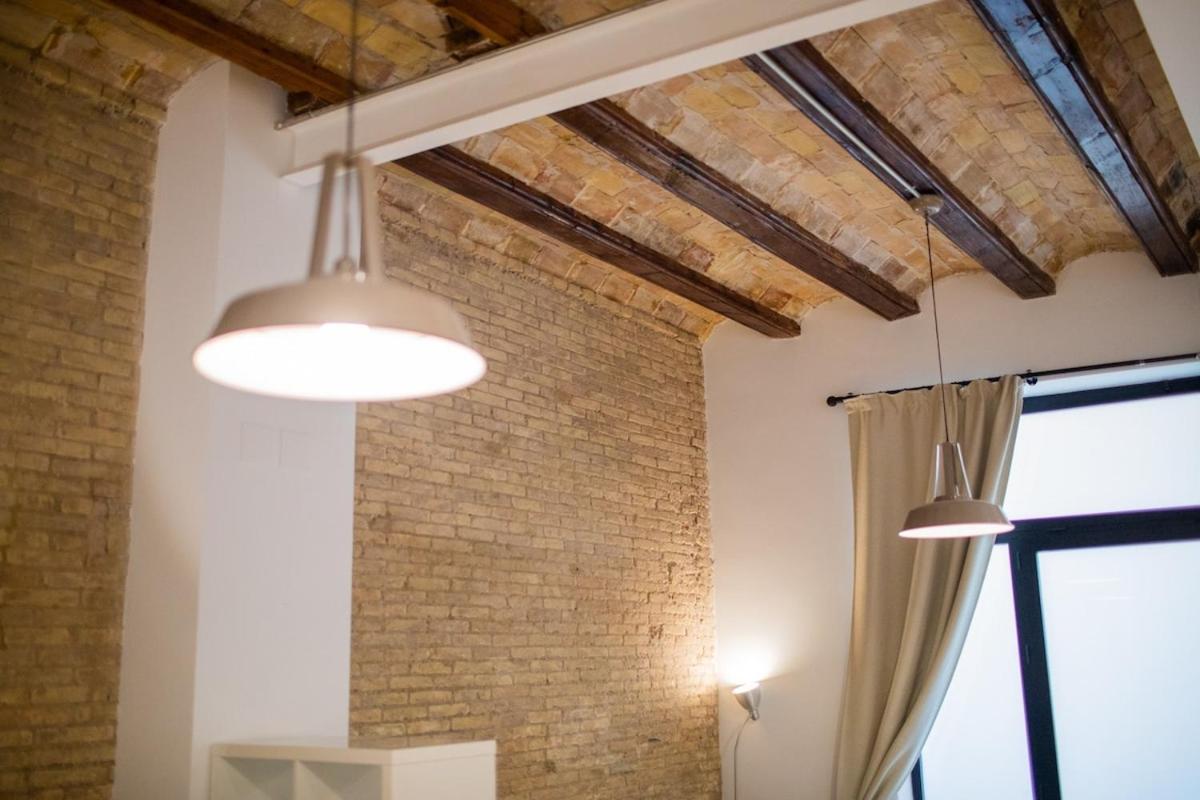 Florit Flats - Cozy Loft By The Central Market Βαλένθια Εξωτερικό φωτογραφία